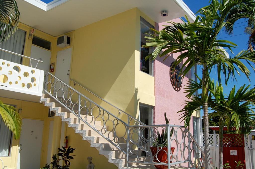 Alcazar Resort- Gay Mens Resort Fort Lauderdale Bagian luar foto