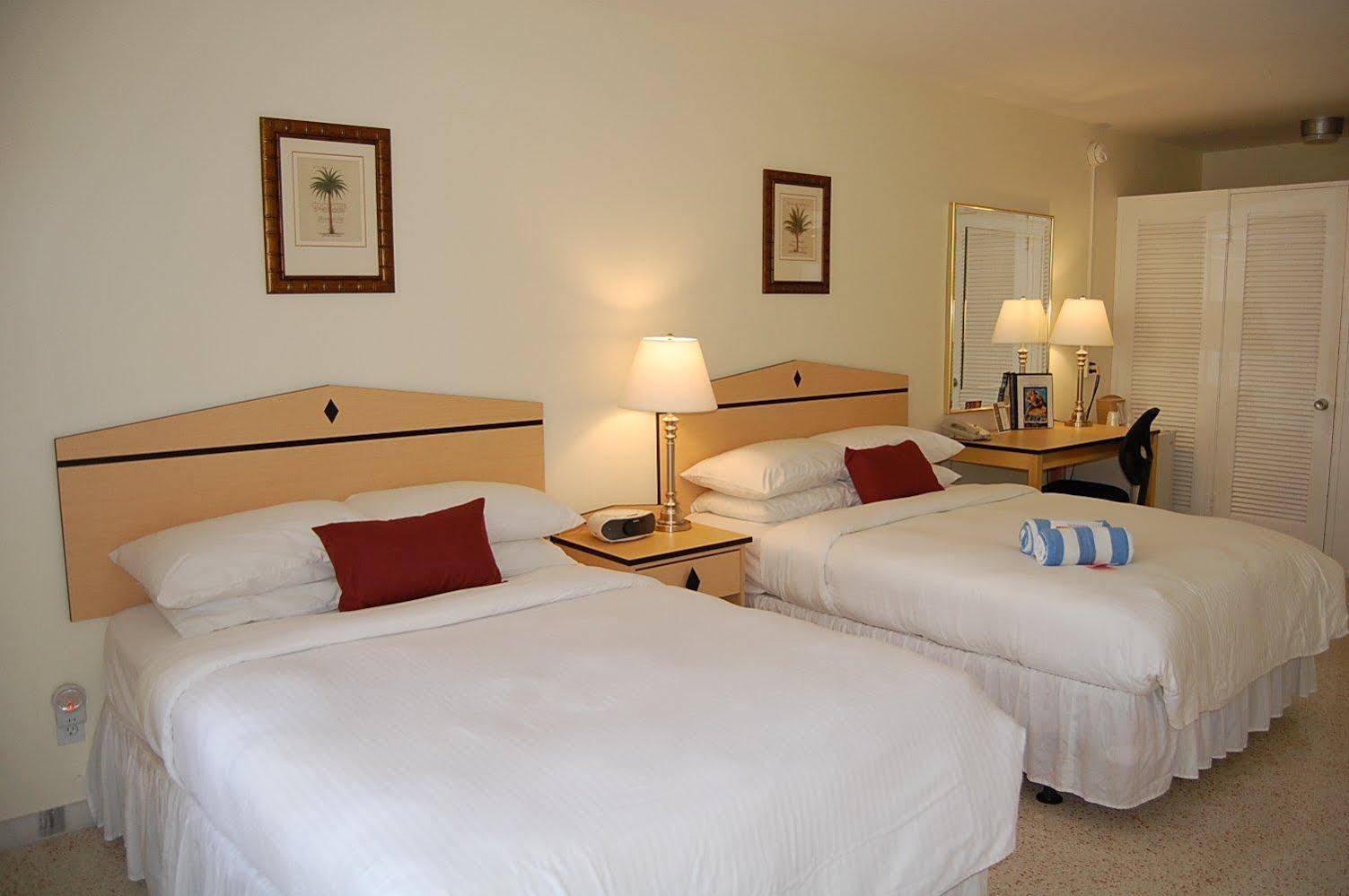 Alcazar Resort- Gay Mens Resort Fort Lauderdale Bagian luar foto